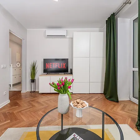 Apartmán Lumina I 2Br Apartment With 2 Balconies I 3 Ac I City Center
