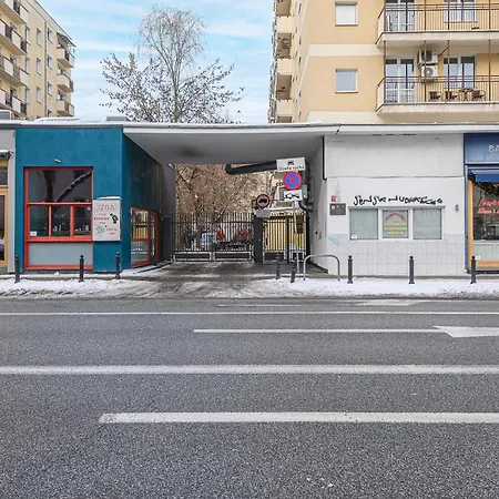 Lumina Cozy In The Center