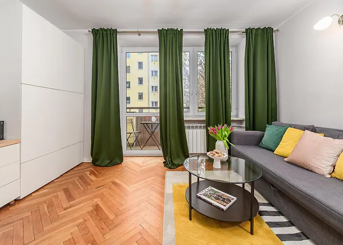 Lumina Cozy In The Center