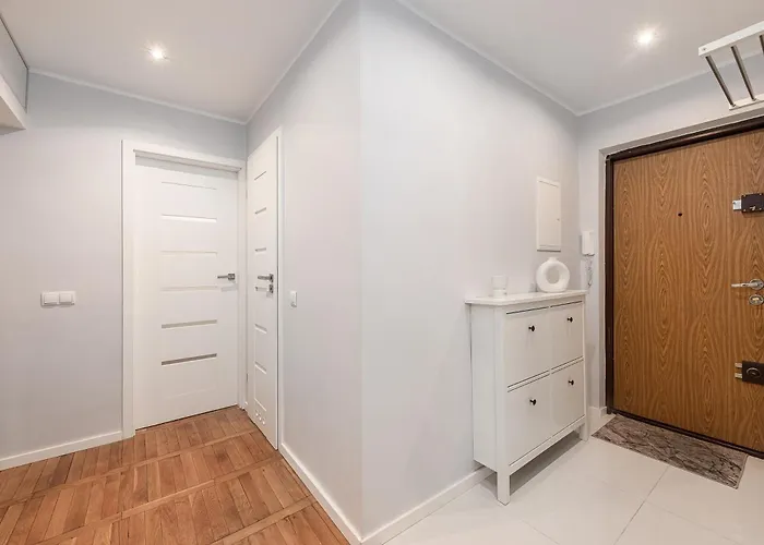 Lumina Cozy In The Center